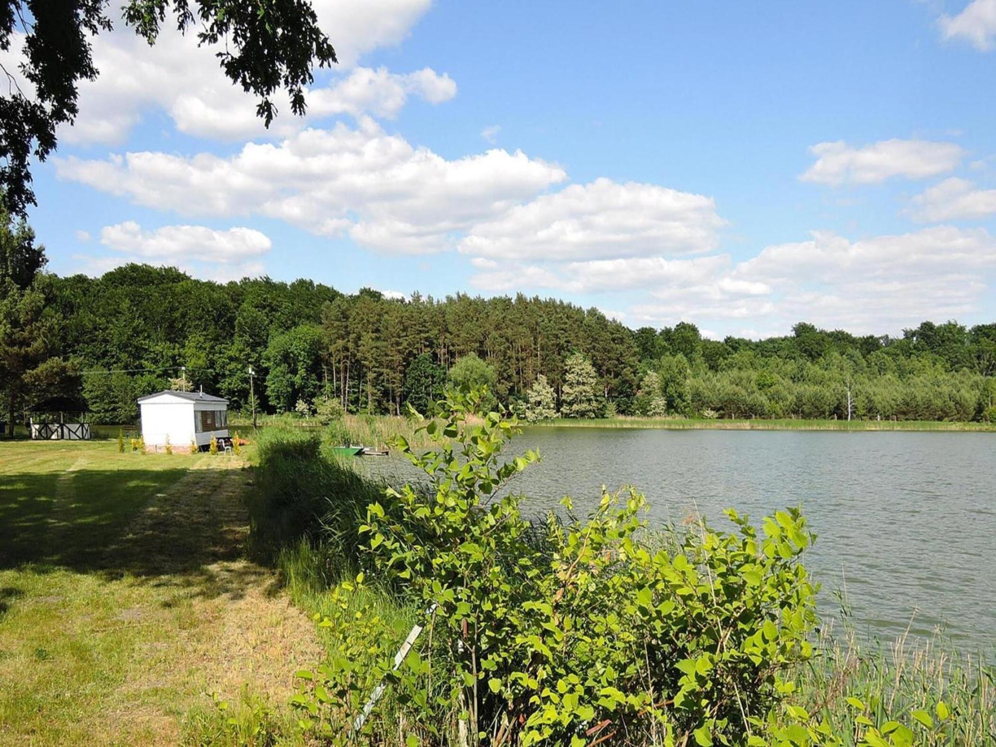 Holiday House In Szczecin At The Lake With Parking Space For 4 Persons المظهر الخارجي الصورة